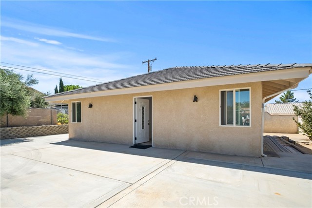 Detail Gallery Image 9 of 63 For 8582 Frontera Ave, Yucca Valley,  CA 92284 - 4 Beds | 2 Baths