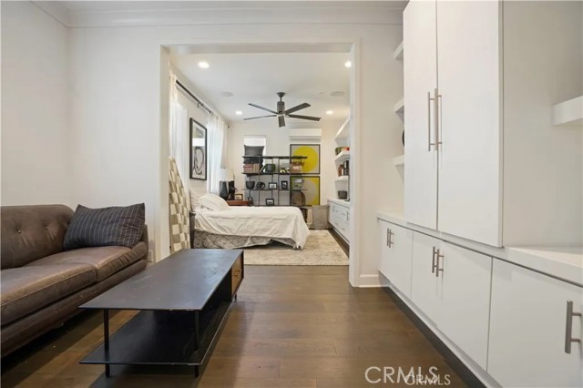 Detail Gallery Image 4 of 24 For 820 E Santa Ana St, Anaheim,  CA 92805 - 4 Beds | 2/1 Baths