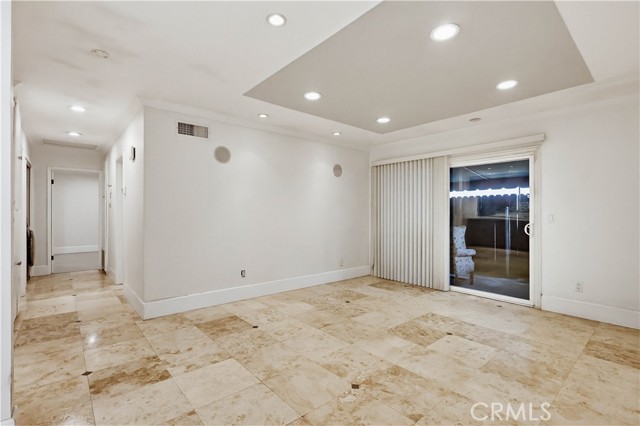 Image 7 of 50 For 5556 Temple City