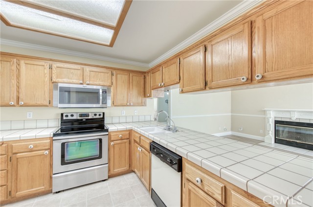 Detail Gallery Image 8 of 27 For 8665 N Cedar Ave #134,  Fresno,  CA 93720 - 3 Beds | 2 Baths