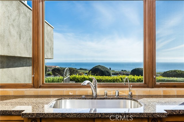 3951 Palos Verdes Drive South, Rancho Palos Verdes, California 90275, 4 Bedrooms Bedrooms, ,1 BathroomBathrooms,Residential,For Sale,Palos Verdes Drive South,PV25032069