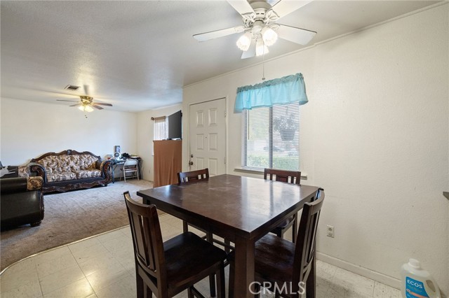 Detail Gallery Image 7 of 20 For 803 Gomes Dr, Firebaugh,  CA 93622 - 3 Beds | 2 Baths