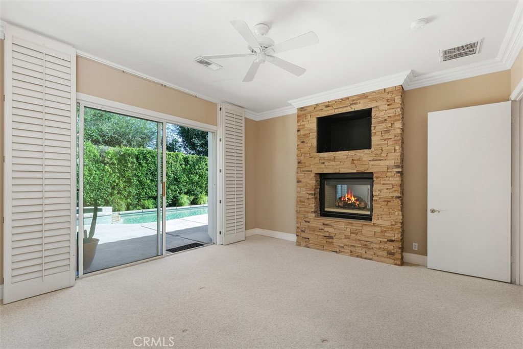 MLS #OC25269691 image #12