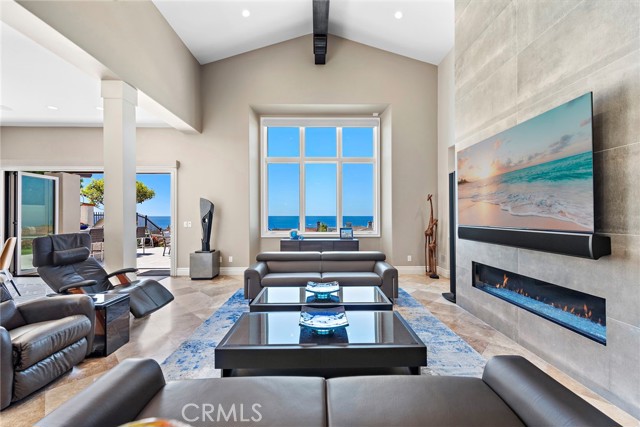 Detail Gallery Image 5 of 66 For 30 Cliffhouse Bluff, Newport Coast,  CA 92657 - 4 Beds | 4/1 Baths