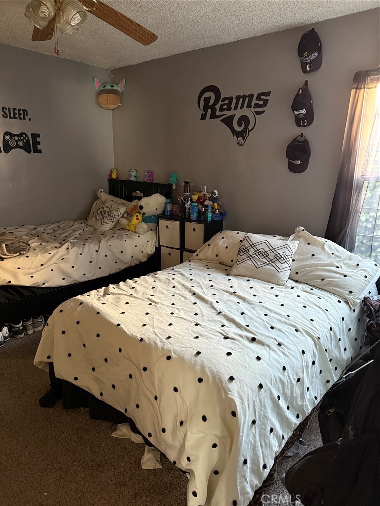 https://media.crmls.org/medias/330024a5-cf18-4f7b-af06-b3bee3695345.jpg?preset=X-Large