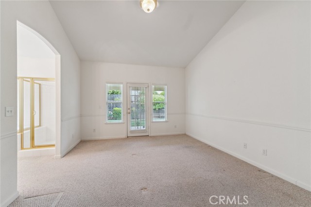 2522 E Kelso Avenue, Fresno CA: https://media.crmls.org/medias/33008cb1-b58c-42dc-8930-0dd69537b360.jpg