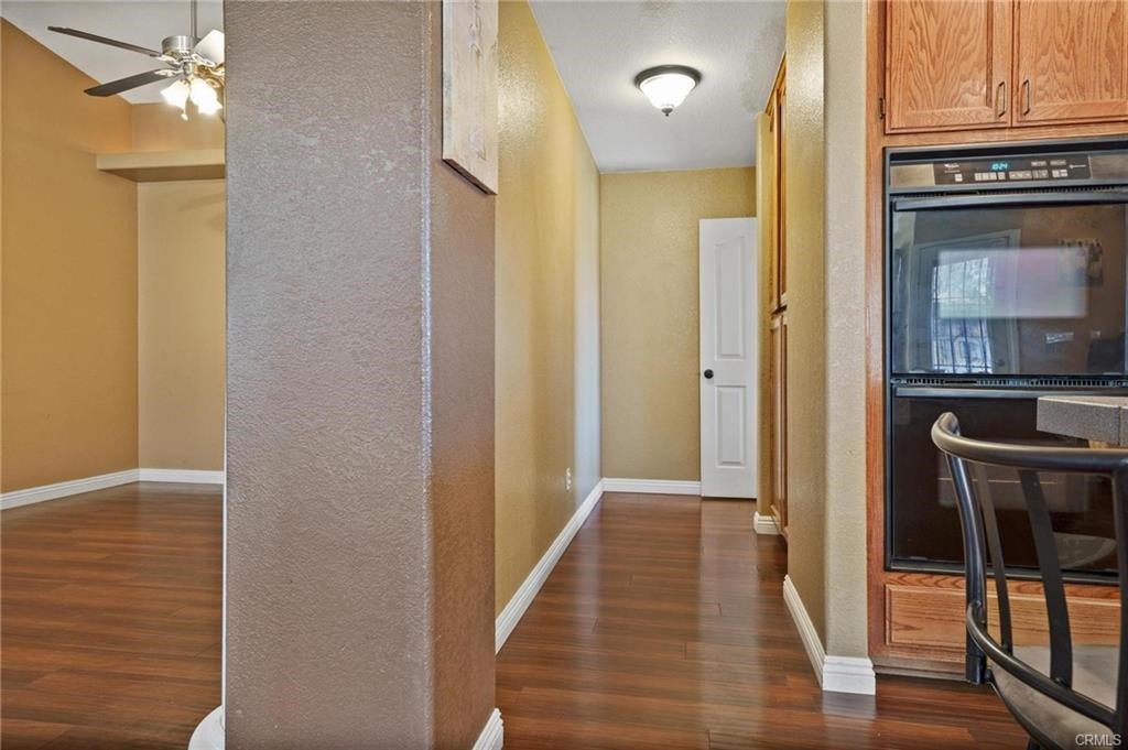 Detail Gallery Image 9 of 14 For 12875 Riverview Dr, Victorville,  CA 92395 - 3 Beds | 2 Baths