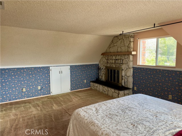 26500 Amador Lane, Lake Arrowhead CA: https://media.crmls.org/medias/330252f4-ca93-47c9-bf71-8677b1fd2c1d.jpg