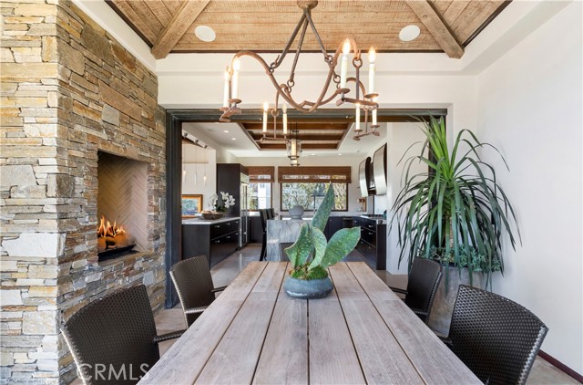 86 Emerald Bay, Laguna Beach CA: https://media.crmls.org/medias/3302c62b-9192-4951-afca-84f42e4903da.jpg