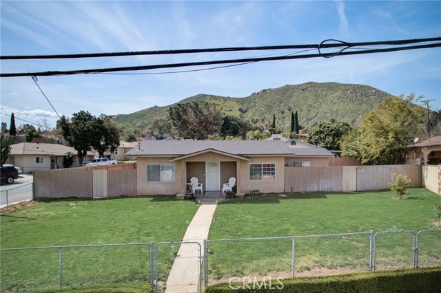Image 21 of 29 For 4954 Sierra Vista Avenue