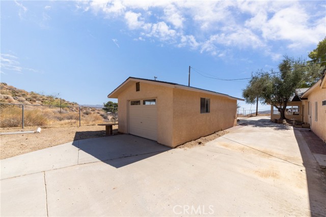 Detail Gallery Image 10 of 42 For 48572 Park Ave, Morongo Valley,  CA 92256 - 2 Beds | 2 Baths