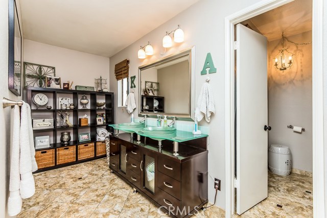 2016 Dufour Avenue, Redondo Beach, California 90278, 3 Bedrooms Bedrooms, ,2 BathroomsBathrooms,Residential,Sold,Dufour,SB17040386