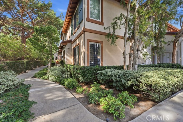 Detail Gallery Image 4 of 54 For 902 Solvay Aisle, Irvine,  CA 92606 - 2 Beds | 2 Baths