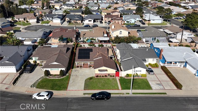 419 W Martinshire, Carson CA: https://media.crmls.org/medias/33049e00-c09e-4f4b-8aab-a52af09825c4.jpg