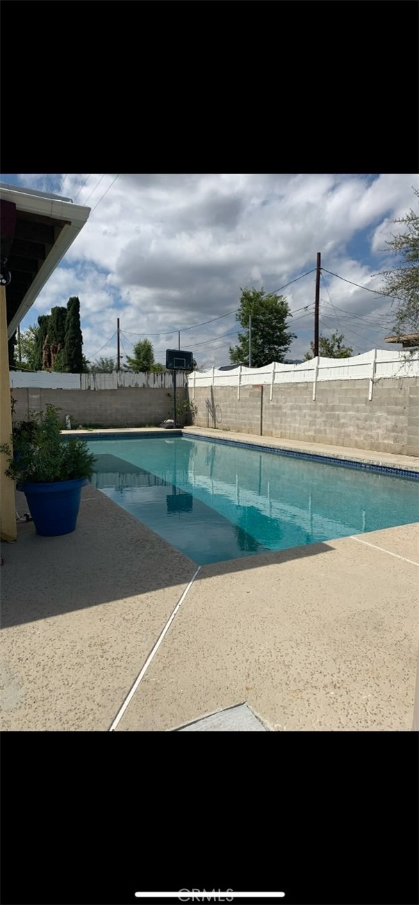 10520 Winnebago Avenue, San Fernando, CA, 91345 10520 Winnebago Avenue, San Fernando, CA, 91345