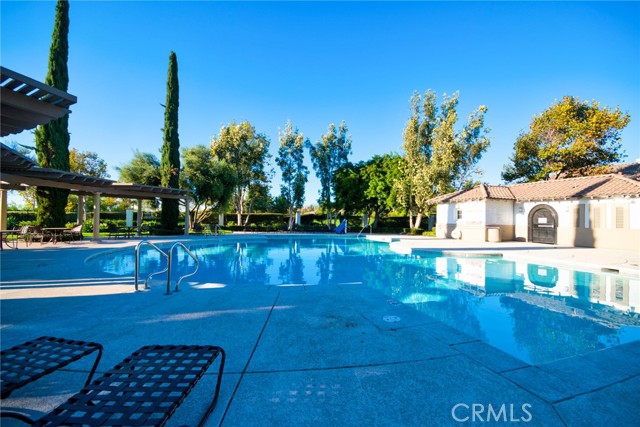15446 Skyridge Drive, Riverside CA: https://media.crmls.org/medias/3305bbc3-befa-4475-897a-23feef8c937d.jpg