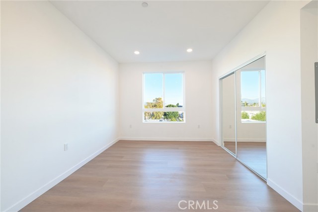 Detail Gallery Image 6 of 11 For 14606 Sylvan St #508,  Van Nuys,  CA 91411 - 2 Beds | 2 Baths