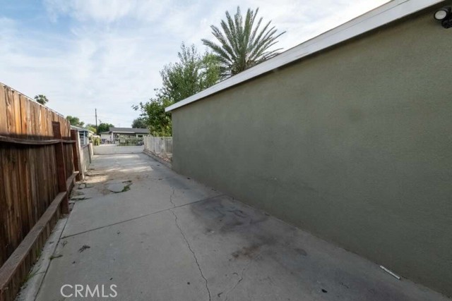 Detail Gallery Image 40 of 47 For 15719 Romar St, North Hills,  CA 91343 - 3 Beds | 2 Baths