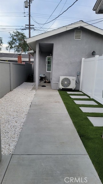 Detail Gallery Image 4 of 22 For 742 W Orangethorpe a,  Fullerton,  CA 92832 - 1 Beds | 1 Baths