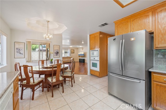 5939 N Vista Street, San Gabriel CA: https://media.crmls.org/medias/33074055-0c7c-4345-ac80-880b2d23f566.jpg