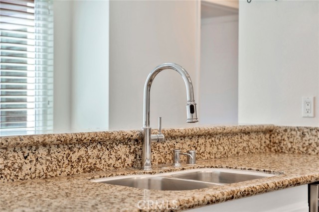 6211 Newhaven Court, Yorba Linda CA: https://media.crmls.org/medias/330740fd-fb56-4fc4-8016-70b4d6d1c319.jpg