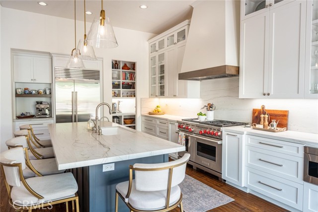 26941 Redwood Bluff Lane, Valencia CA: https://media.crmls.org/medias/3307f5d5-c0cb-47b1-93a6-1c9942972406.jpg