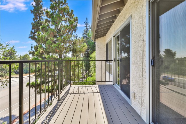 Detail Gallery Image 20 of 38 For 19501 Rinaldi St #73,  Porter Ranch,  CA 91326 - 3 Beds | 2/1 Baths