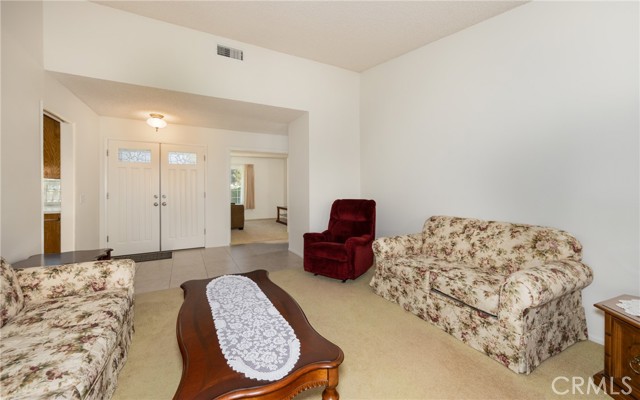 Detail Gallery Image 4 of 26 For 365 Midori Ln, Calimesa,  CA 92320 - 2 Beds | 2 Baths