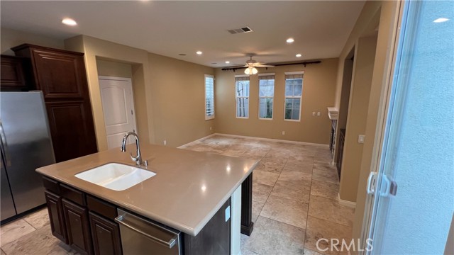 Detail Gallery Image 7 of 27 For 45850 Daviana Way, Temecula,  CA 92592 - 4 Beds | 2/1 Baths