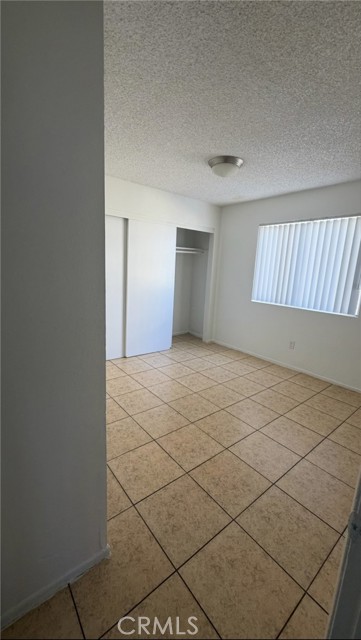 Detail Gallery Image 2 of 4 For 18142 Poinciana Ave, Adelanto,  CA 92301 - 2 Beds | 1 Baths