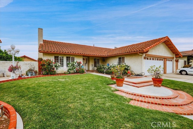 Detail Gallery Image 4 of 71 For 12629 Sparwood Ln, La Mirada,  CA 90638 - 4 Beds | 2 Baths