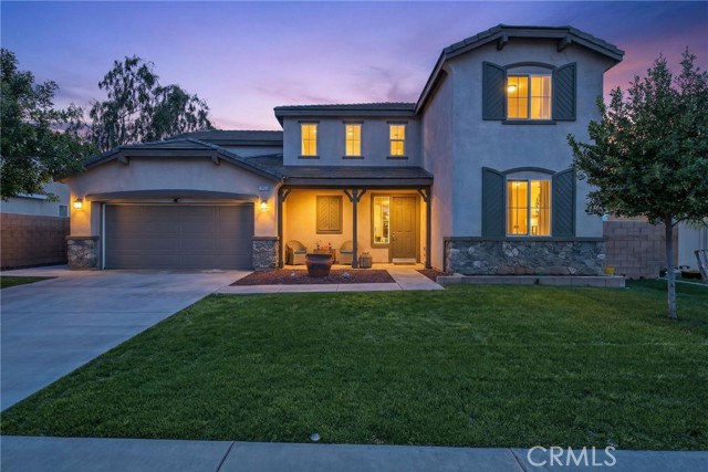 Detail Gallery Image 3 of 58 For 12560 Beryl, Jurupa Valley,  CA 92509 - 4 Beds | 3/1 Baths