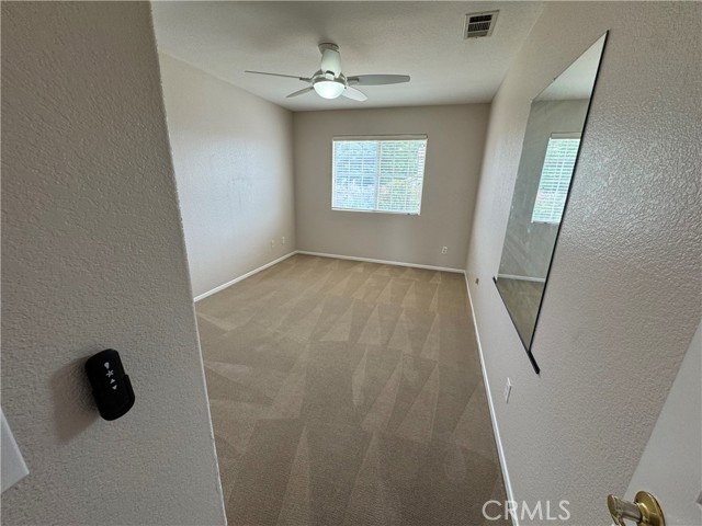19004 Ivanpah Way, Apple Valley CA: https://media.crmls.org/medias/330d1cb4-2259-42c1-ac12-97abf92675ce.jpg