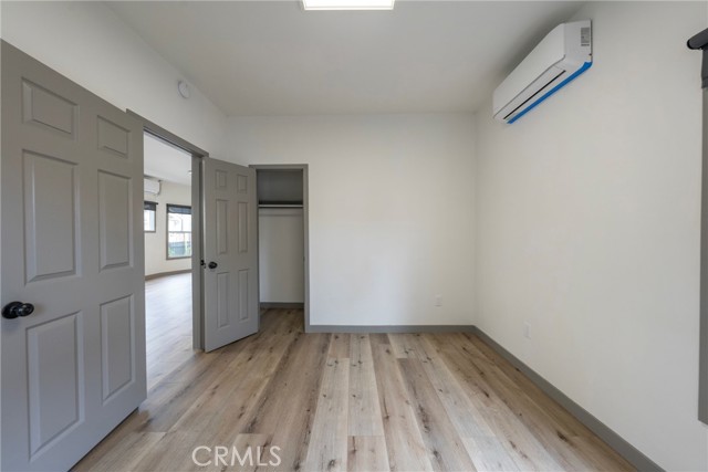 532 W 5th Street, Long Beach CA: https://media.crmls.org/medias/330e0e29-990b-487d-9962-3bb189f055ff.jpg