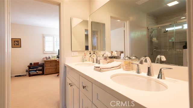 Detail Gallery Image 21 of 50 For 5250 Scott Robertson Rd, Hidden Hills,  CA 91302 - 5 Beds | 5 Baths