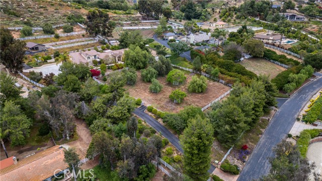 Detail Gallery Image 35 of 39 For 7102 via Mariposa Norte, Bonsall,  CA 92003 - 3 Beds | 4 Baths
