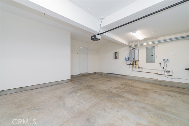 Detail Gallery Image 27 of 29 For 6016 W Beachwood Ln, Los Angeles,  CA 90038 - 3 Beds | 4 Baths