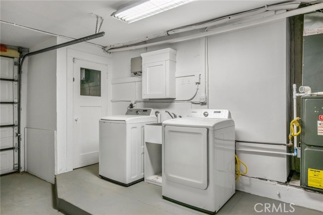 227 Ximeno Avenue, Long Beach CA: https://media.crmls.org/medias/330fc797-5fb4-4226-9b4b-b1b9d7c78632.jpg