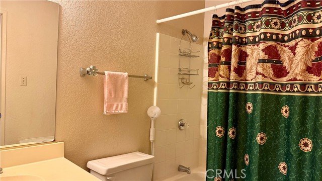 Detail Gallery Image 21 of 31 For 20807 Elaine Ave #4,  Lakewood,  CA 90715 - 3 Beds | 3 Baths