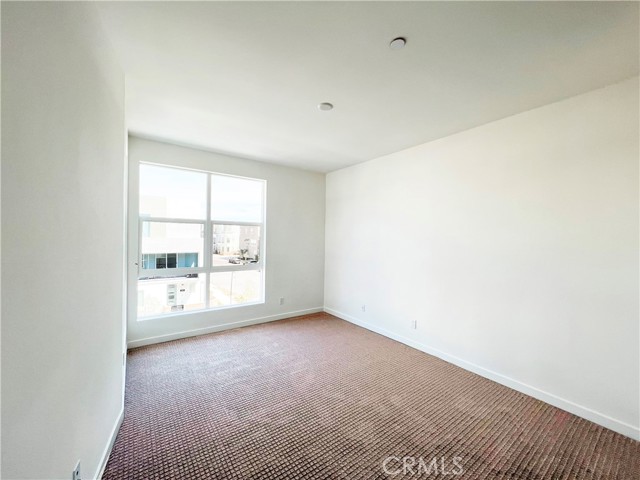 Detail Gallery Image 9 of 20 For 11028 Momentum Dr, Rancho Cucamonga,  CA 91730 - 3 Beds | 2/1 Baths