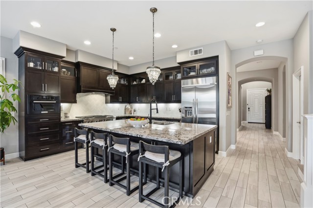 Detail Gallery Image 9 of 55 For 17491 Oakbluffs Lane, Huntington Beach,  CA 92649 - 5 Beds | 5/1 Baths