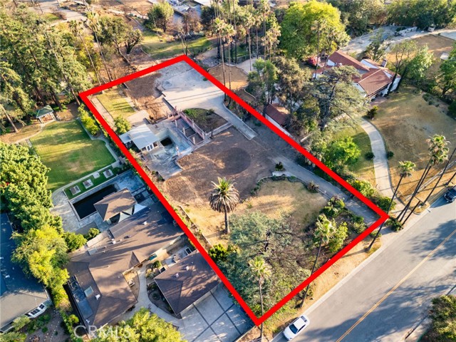 1540 E Altadena Drive, Altadena CA: https://media.crmls.org/medias/3310b422-4280-4f10-8df5-e6bc7839a360.jpg