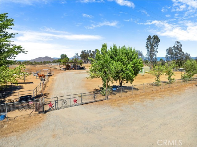 Detail Gallery Image 3 of 42 For 31250 Loretta Ave., Winchester,  CA 92596 - 3 Beds | 2 Baths