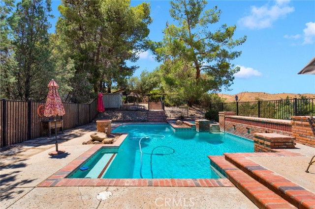 6375 Arrowhead Lake Road, Hesperia CA: https://media.crmls.org/medias/3311bed2-2fa6-45cd-a854-8d8ef0de38c8.jpg