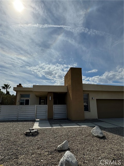 Detail Gallery Image 2 of 15 For 67643 Buckboard Ln, Desert Hot Springs,  CA 92241 - 3 Beds | 2/1 Baths