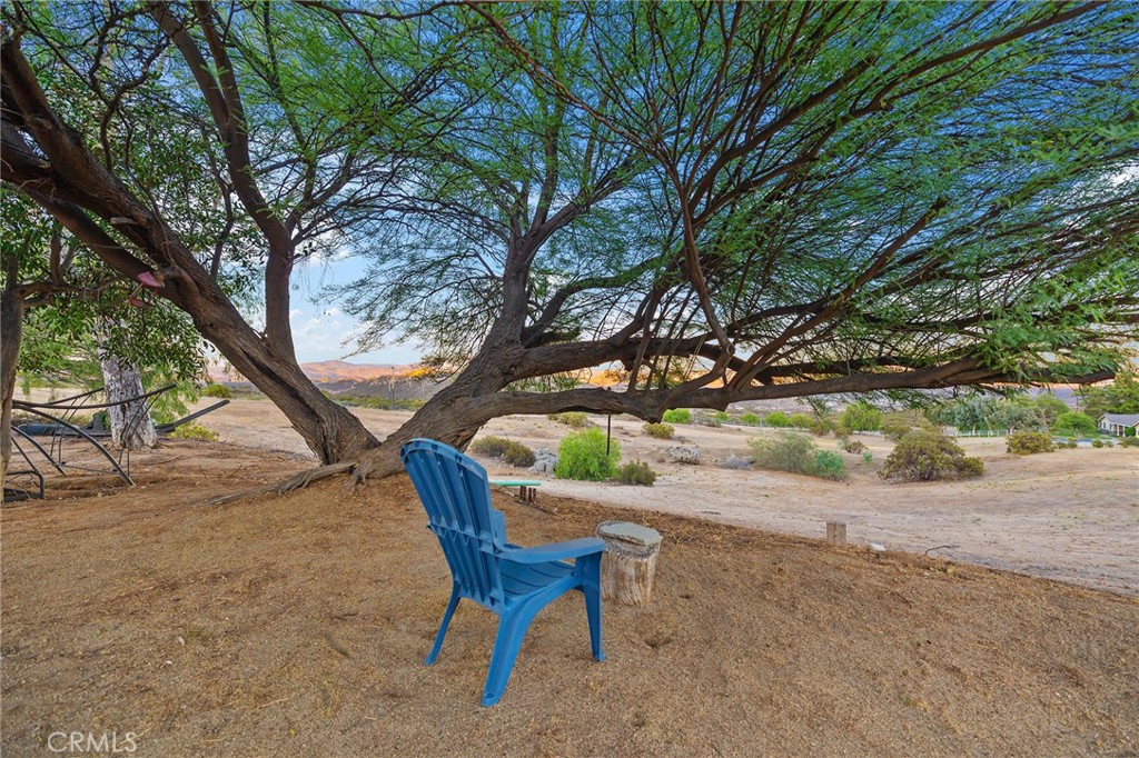 https://media.crmls.org/medias/3312cc1e-c8a6-4fcc-bf1e-9bb577d96bff.jpg?preset=X-Large