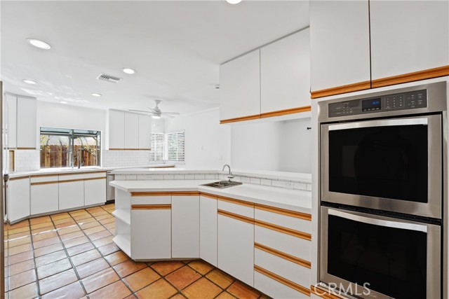 Detail Gallery Image 12 of 28 For 8631 Santa Susana Pl, West Hills,  CA 91304 - 3 Beds | 2 Baths