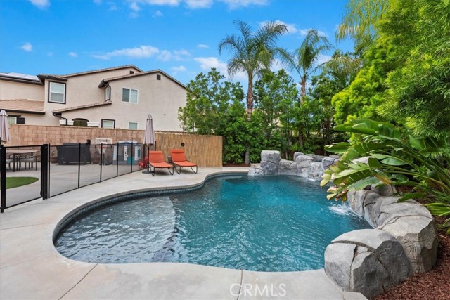 7416 Mayfield Street, Eastvale CA: https://media.crmls.org/medias/33132821-8009-448a-bd81-421a77eaed88.jpg