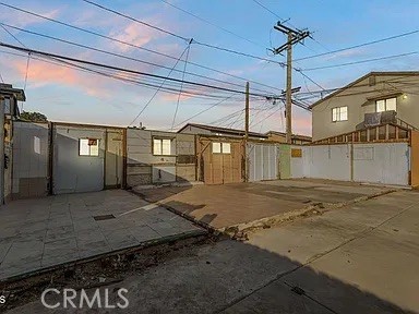 435 West 1st Street, 1 photo 13
