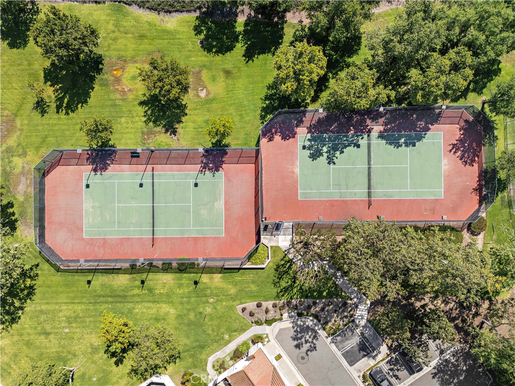 https://media.crmls.org/medias/3314816c-f6de-475f-a779-80242391a893.jpg?preset=X-Large